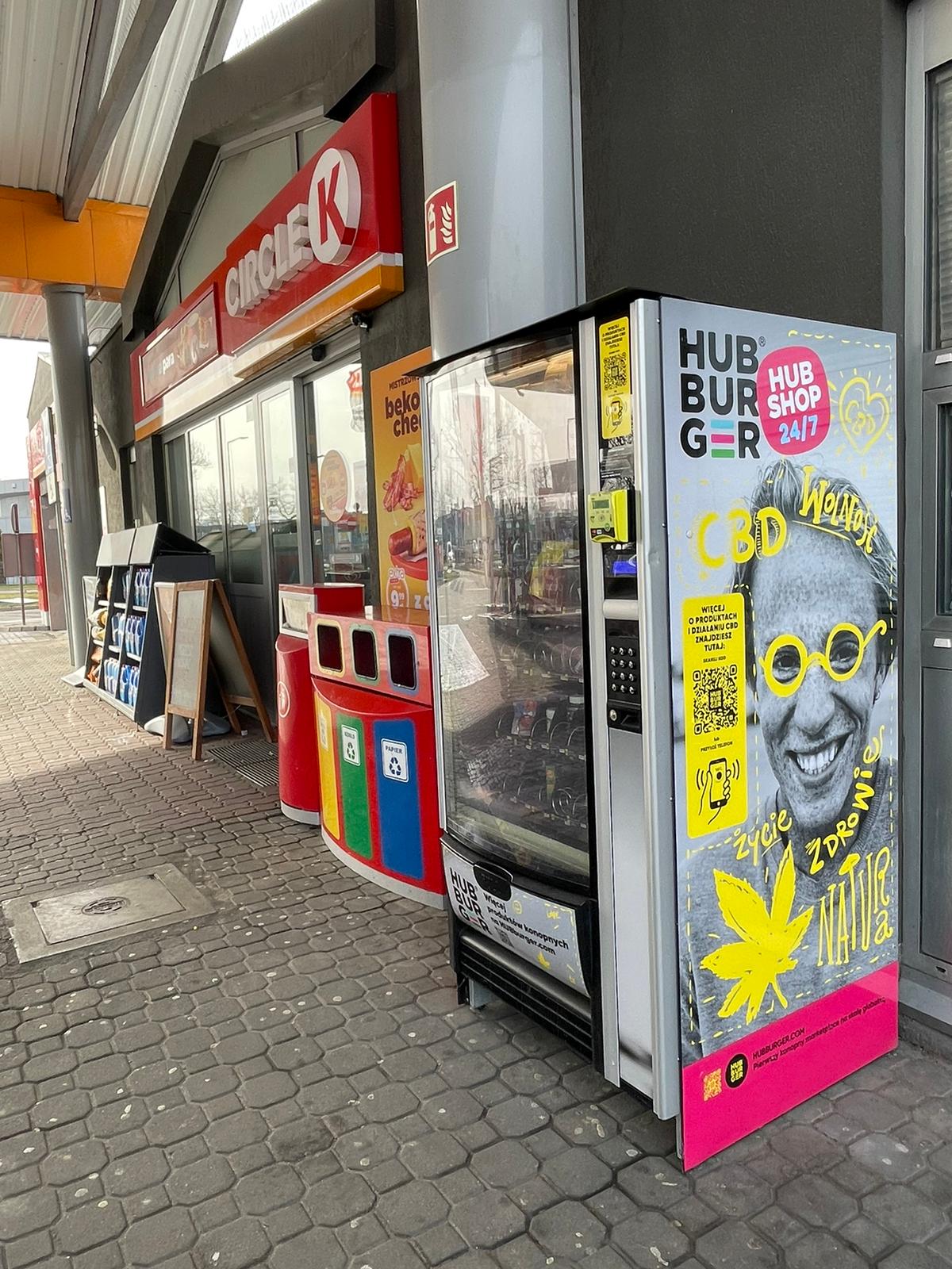 HUBburger® rozpoczyna współpracę i poszerza sieć maszyn vendingowych  na stacjach Circle K
