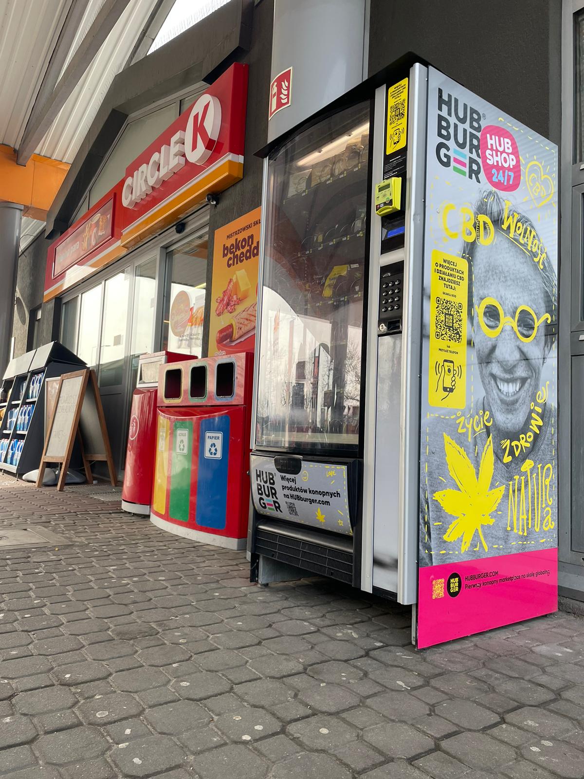 HUBburger® rozpoczyna współpracę i poszerza sieć maszyn vendingowych na stacjach Circle K