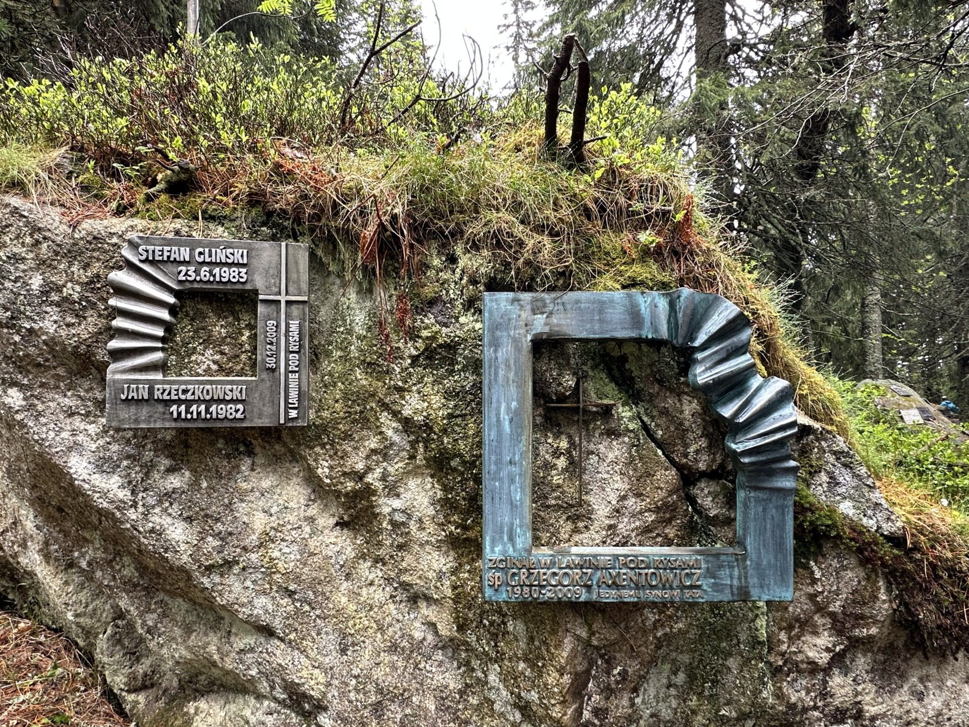 Symboliczny cmentarz w Tatrach Fot Aleksandra Karkowska 4