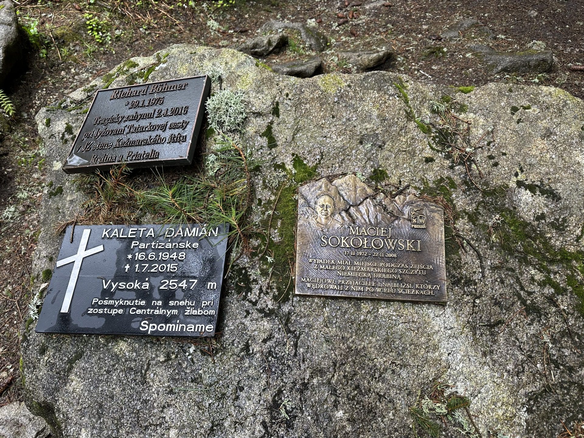 Symboliczny cmentarz w Tatrach Fot Aleksandra Karkowska 8