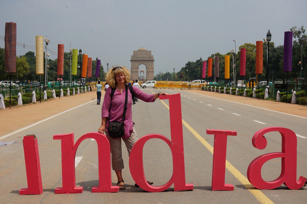 Katarzyna Mazurkiewicz Delhi przed India Gate 2016 fot z arch Katarzyny Mazurkiewicz