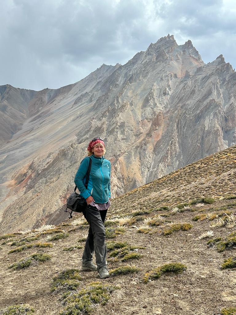 Katarzyna Mazurkiewicz na trasie trekkingowej w Zanskarze 2023 fot Aleksandra Karkowska 2