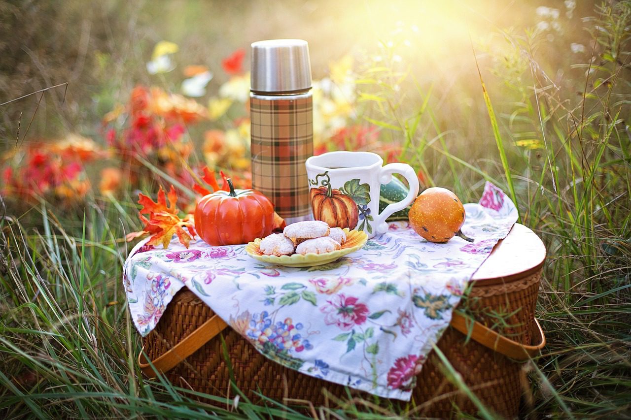 Rytuał popołudniowej herbaty – czas na pyszne ciasteczka, fot. Pixabay