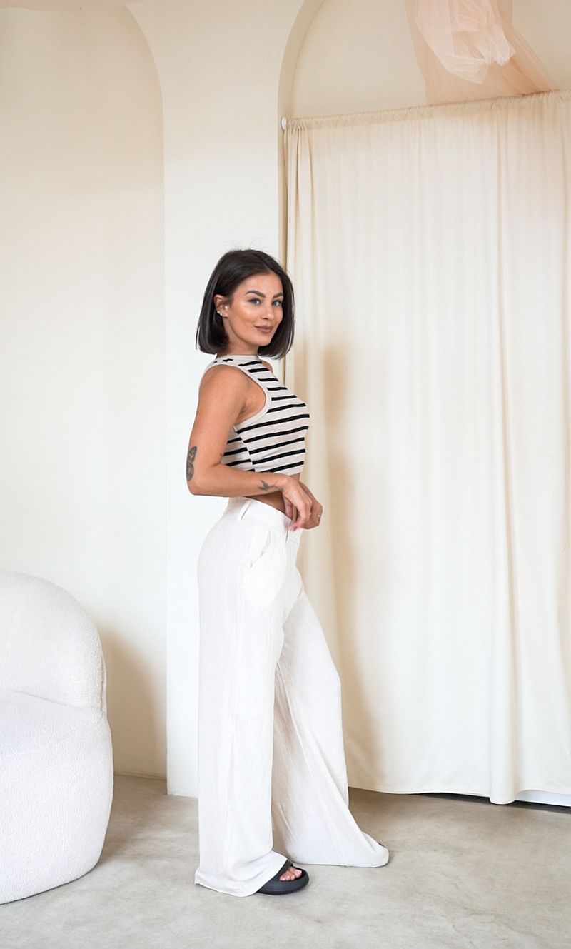 Modny look w chłodne wieczory – inspiracje na lato