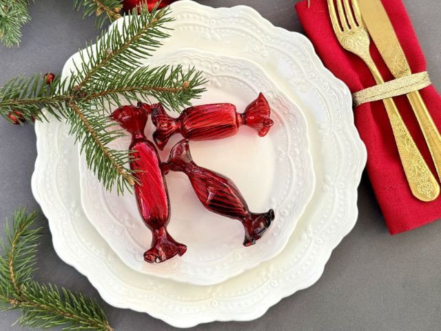 Zestaw do ciasta porcelanowy z tłoczonym wzorem