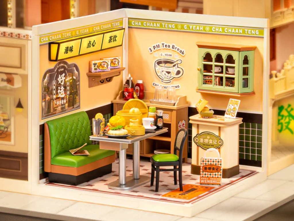 ek Hong Kong Bites Cafe (Rolife, seria SuperCreator, 114 elementów).]